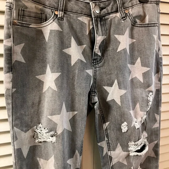 Easel Gray Star High Rise Distressed Jeans - Picture 3 of 8